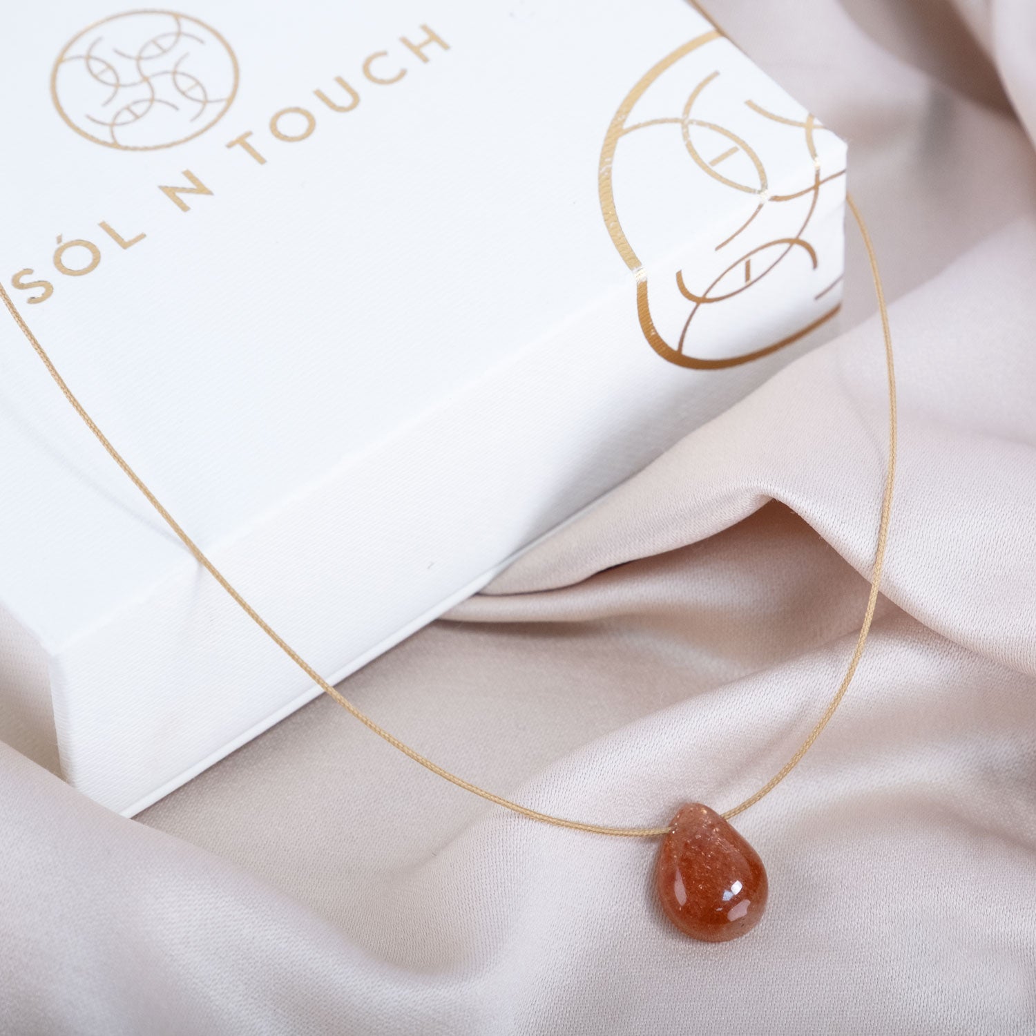 Confidence & Touch – Sunstone Necklace