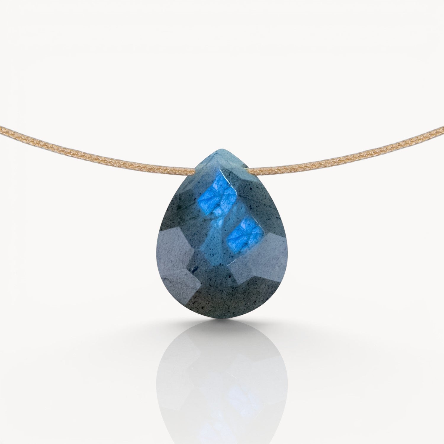 Inspiration & Touch – Labradorite Necklace