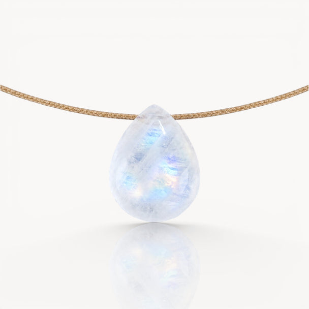 Feminine Energy & Touch – Moonstone Necklace