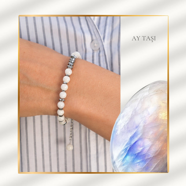 Life Bloom Moment – Moonstone Bracelet (Silver Version)