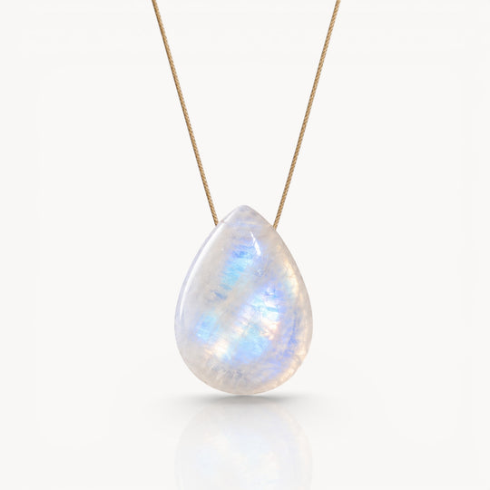 Feminine Energy & Touch – Moonstone Necklace