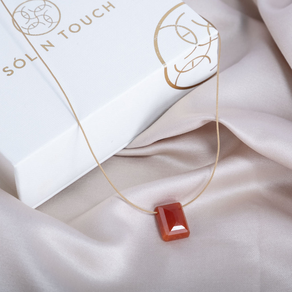 Sacral Chakra & Touch – Carnelian Necklace