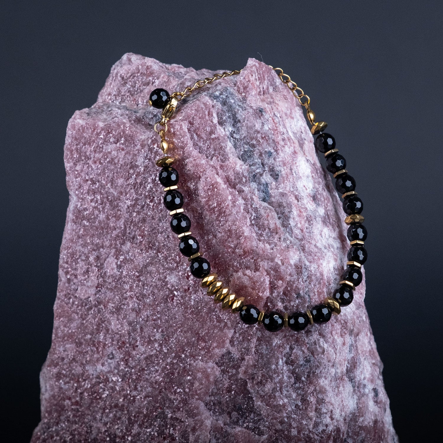 Turning Point Moment – Black Onyx Bracelet (Gold Version)